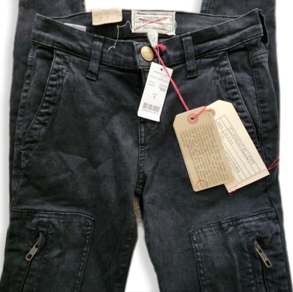 Current/Elliott Flat Pocket Cargo Jeans in Washed Black Size 25 W-672 - Picture 13 of 14